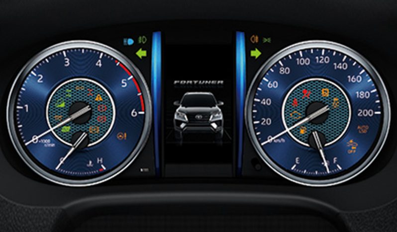 Toyota Fortuner GX2 4×2 204 full