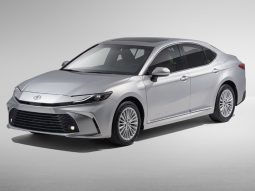 Toyota Camry LE 2024 full