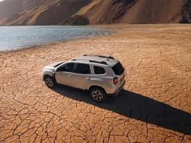رينو داستر إس إي 2025
