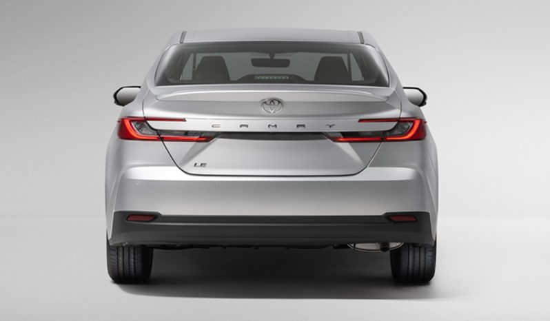 Toyota Camry LE 2024 full