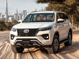 Toyota Fortuner GX2 4×2 204 full
