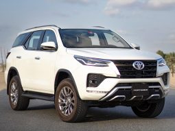 Toyota Fortuner GX2 4×2 204 full